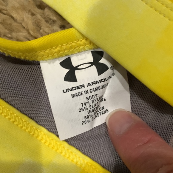 EUC Under Armour medium bikini top only - Picture 7 of 7